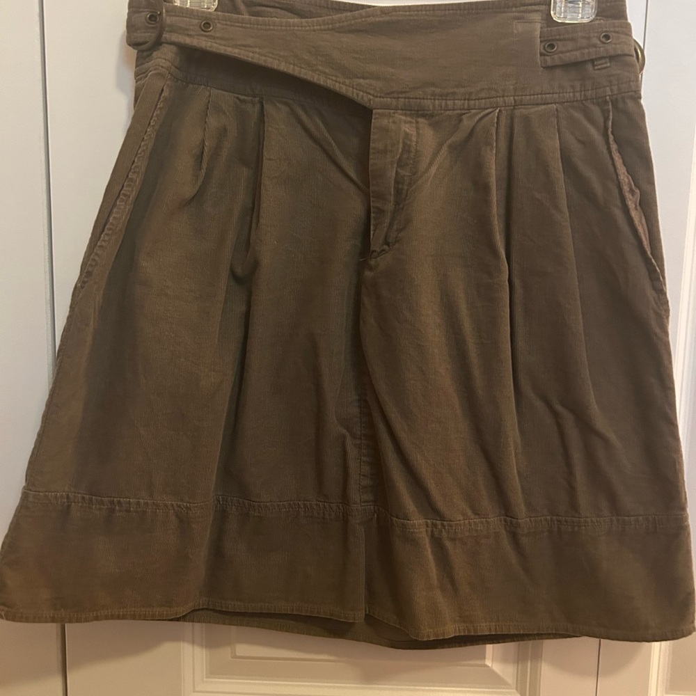 Brown A-Line Skirt with Pockets and side Buckles